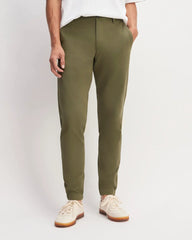 The Performance Traveler Chino | Kalamata