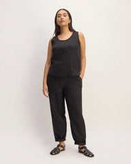 The Scoop Tank in Linen | Black