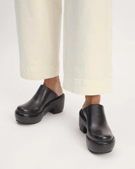 The Puffa Clog | Black