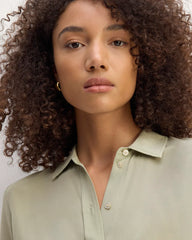 The Must-Have Shirt in Washable Silk | Seagrass