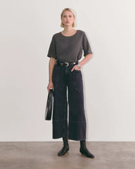 The Relaxed Tee in Buttersoft | Graphite