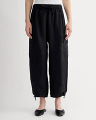 The Cargo Curve Pant in Linen | Black