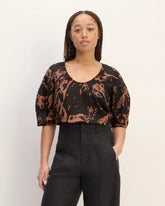 The Scoop Top in Linen | Carob Brown Abstract