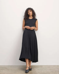 The Knit Pleated Dress | Black