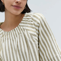 The Seersucker Gathered Tee | Nutria / Off-White