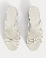 The Bow Heel | Canvas