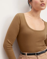 The Luxe Rib Long-Sleeve Scoop-Neck Tee | Toasted Coconut