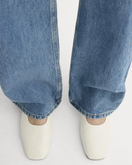 The Gallery Pump | Canvas