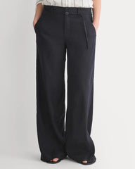 Wide-Leg Belted Pant in Stretch Linen | Black | Regular