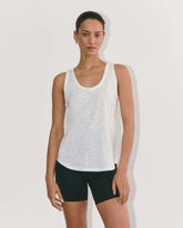 The Perform Tank | White