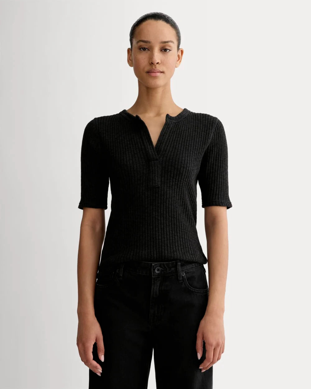 The Rib-Knit Short-Sleeve Henley | Black