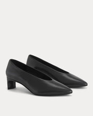 Made in Italy Almond-Toe Pump | Black Leather