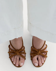 The Bow Heel | Canyon Brown Suede