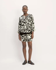 The Popover Shirt in Linen | Black / Bone Floral
