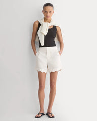 Scalloped Edge Short in Linen | Bone