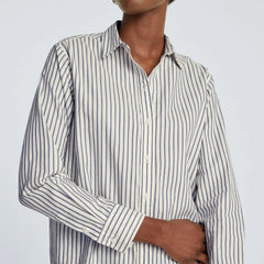 The Must-Have Shirt in Silky Cotton | Deep Blue / Canvas