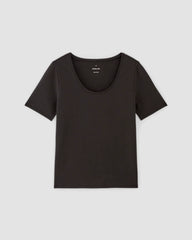 The Form Scoop-Neck Tee | Black