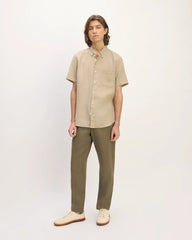The Classic Short-Sleeve Shirt in Linen | Trench Coat Khaki