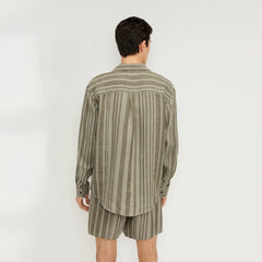 The Relaxed Linen Long-Sleeve Shirt | Seagrass / Kalamata