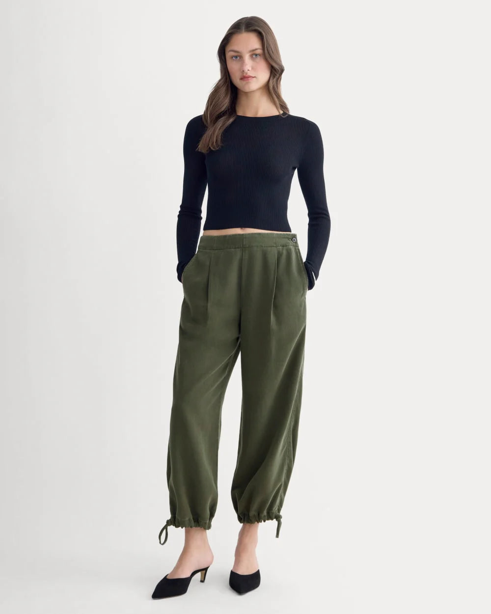 The Chino Jogger in Buttersoft | Dark Forest