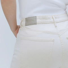 The Cheeky Hourglass Jean | Ecru | 26.5" Inseam